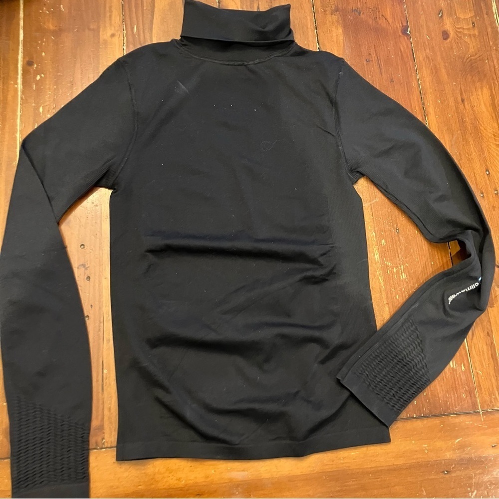 Climawear black long sleeve high neck top. EUC!